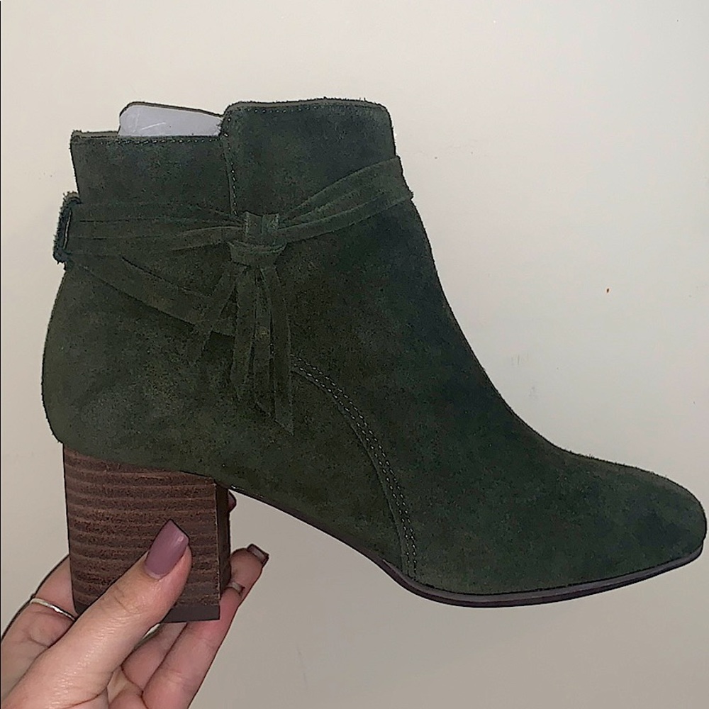 NEVER WORN 8.5 Booties Olive SUPER CUTE!